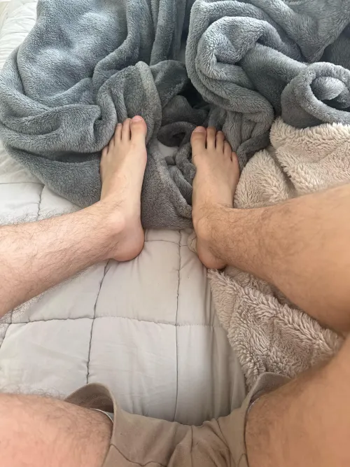 my feet are so cold :( 18M