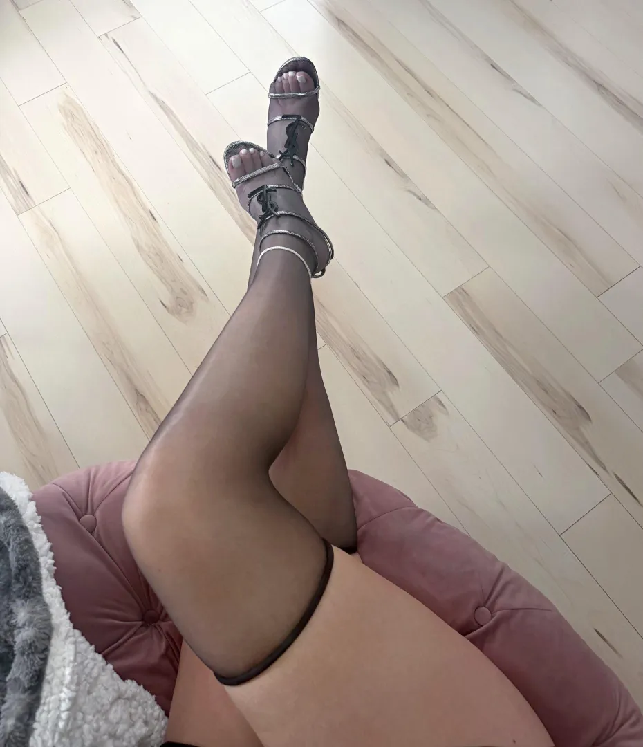 My feet deserve the world.