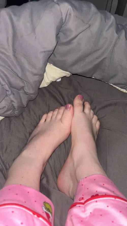 My feet… do you like them?