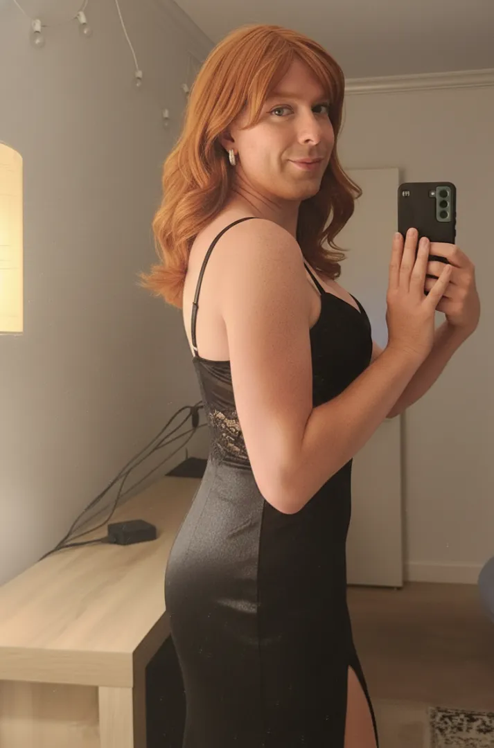 My friends don't know I want to be a housewife