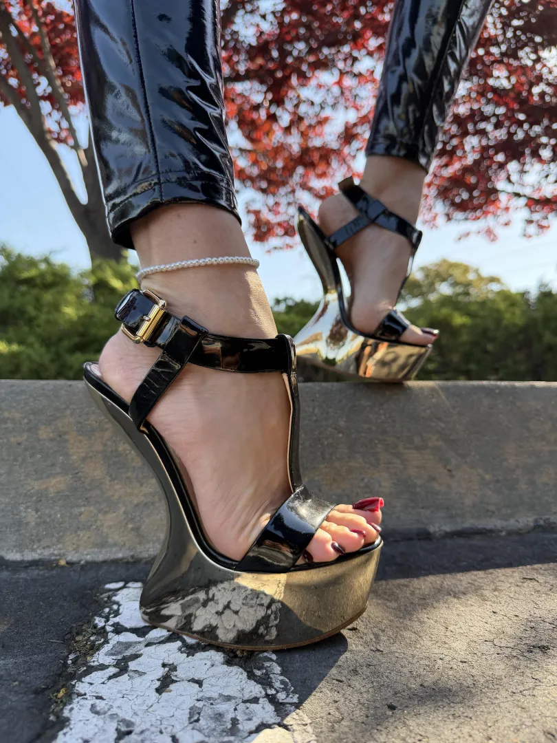 My gorgeous Zanotti wedges ❤️ Do you like?