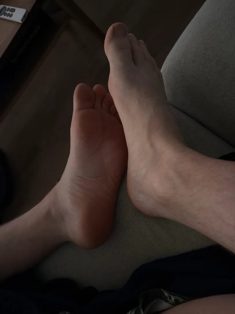 My huge feet  size 14us