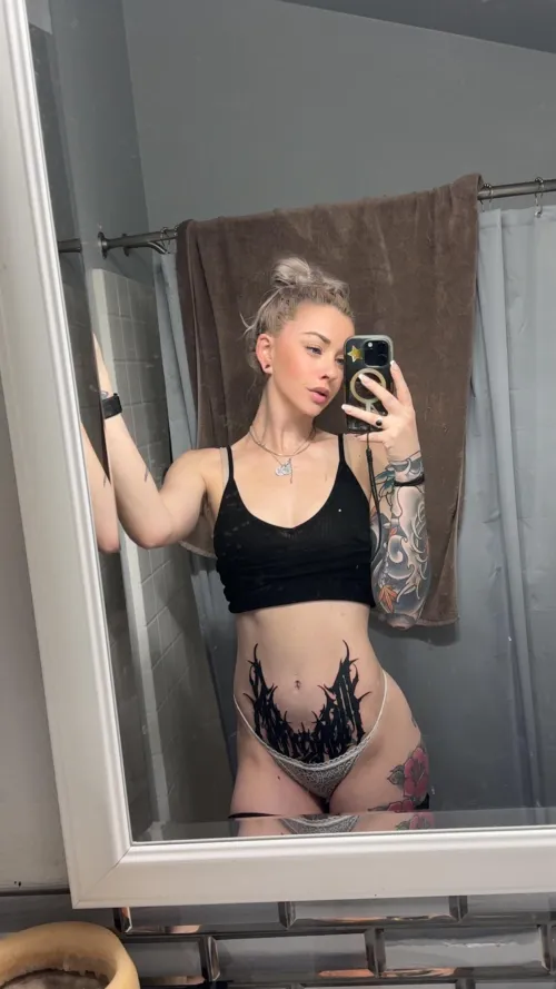 my new tummy tattoo 😇