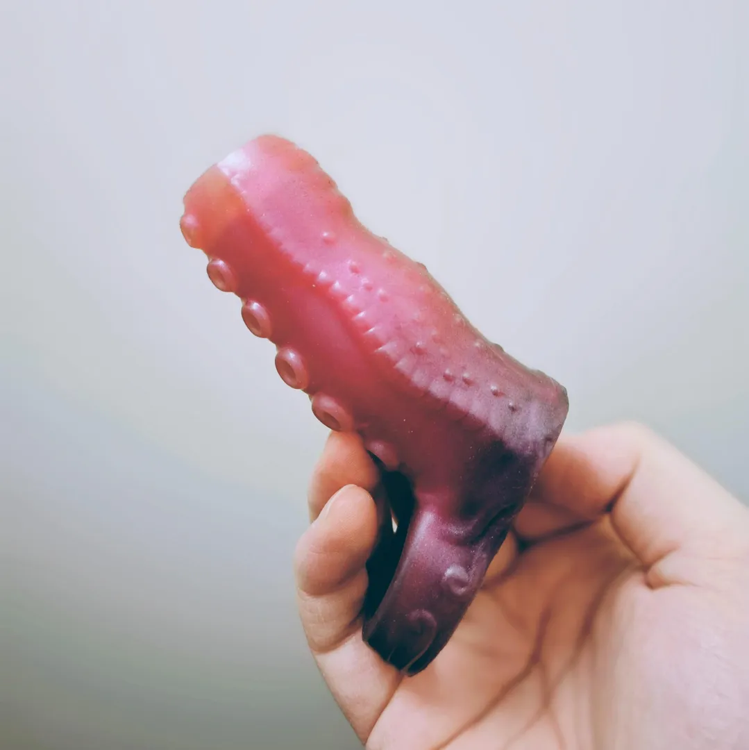 my squid is here! but too short lol