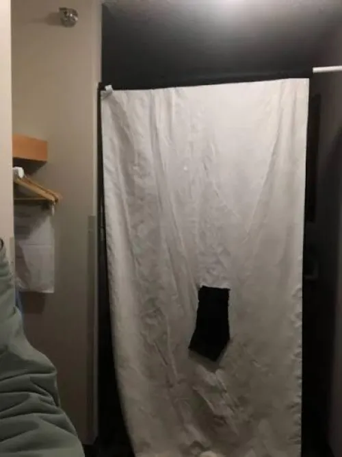 My throat and guts are begging to be stretched out rn!