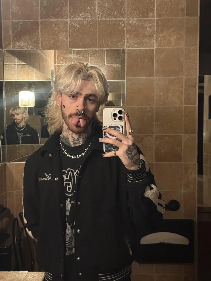 my tongue trick hahaha [Return Our 3P Tools/Apps]