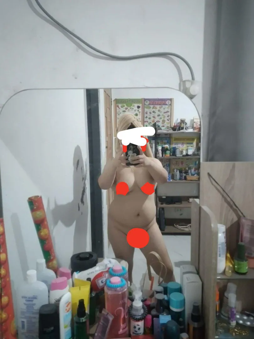 My wife. Looking for handsome beautiful body and bog cock bull