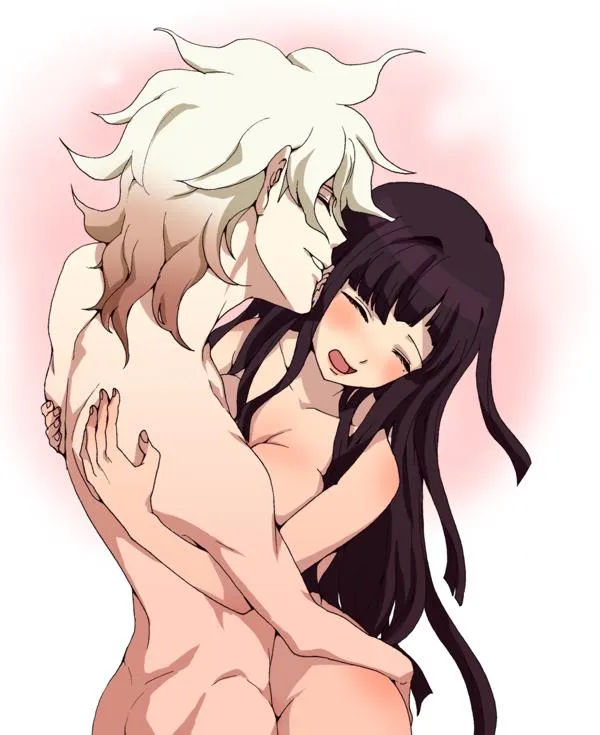 Nagito holding mikan