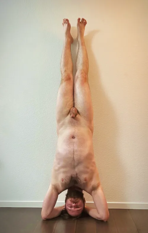 Naked headstand