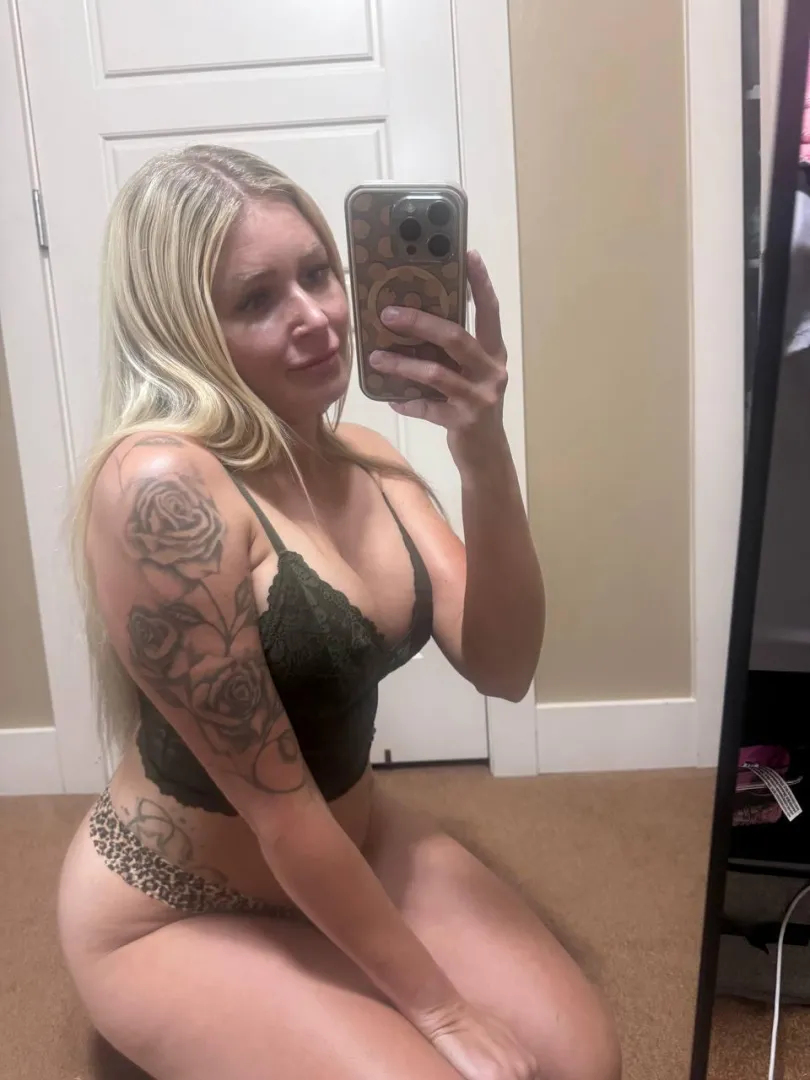 Nearly 32 and wondering if you’re married jerking off to my pics.. just say yes or no