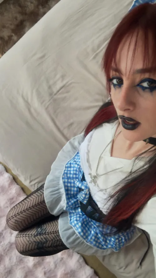 Need a local host for tonight - active on instta rn:.lunabowtie'.