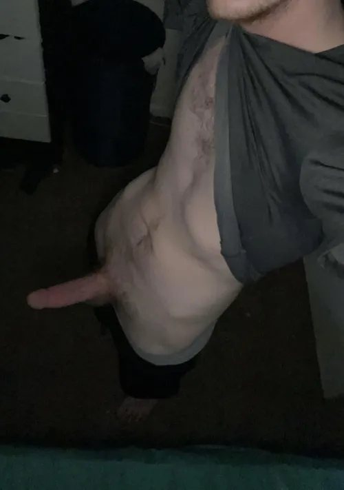 Need a Nerdy Older Woman to play with me