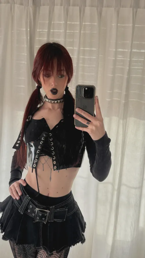 Need a place for later, feeling a little flirty