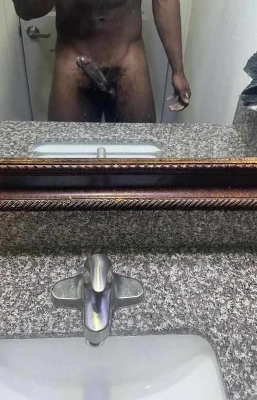 Need huge fat ass nwa