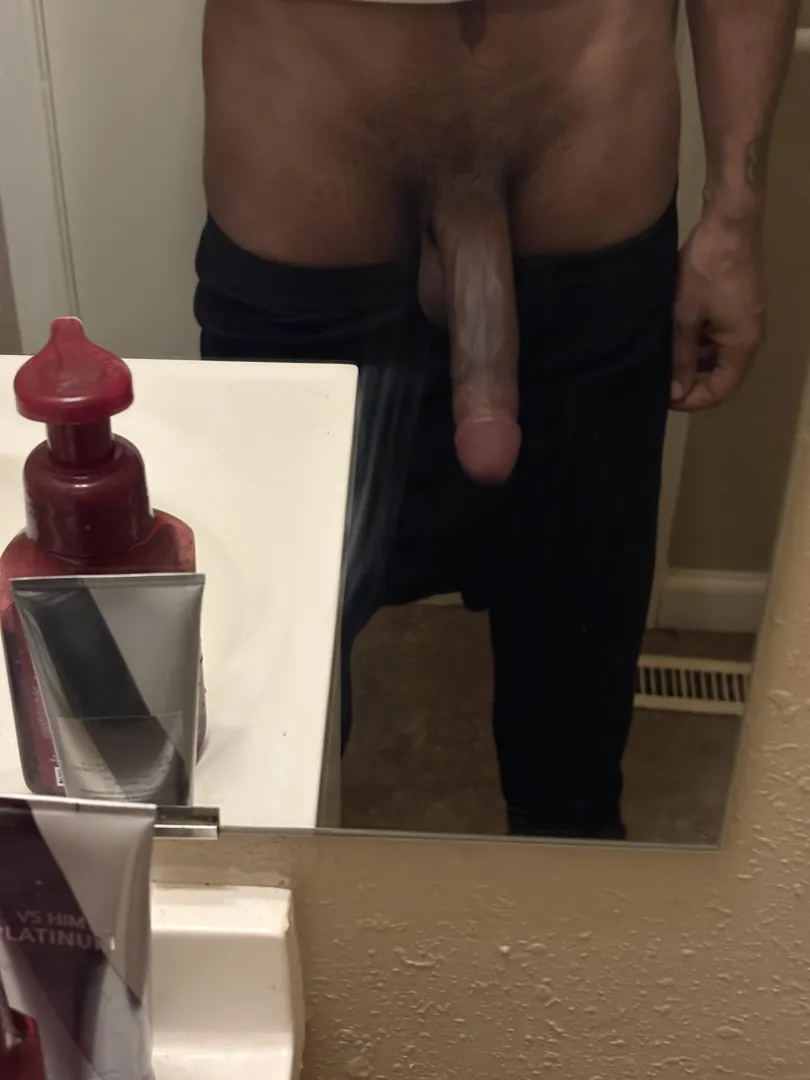 Need sb on they knees redditors play to much