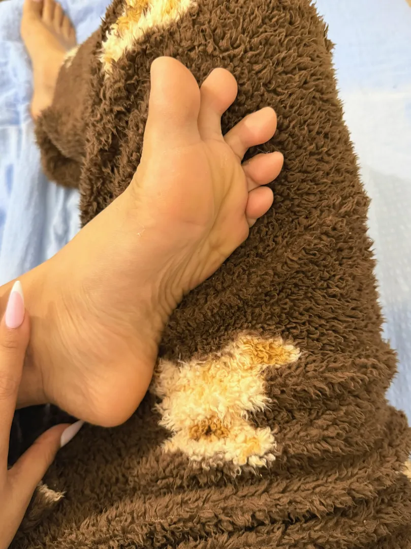 Need Someone to Massage these Badly, it’s been forever. Size 7