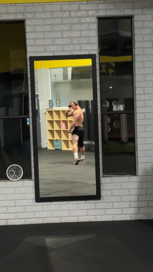 Need someone to match the freak