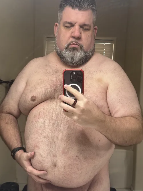 New here… do you like big bellies?