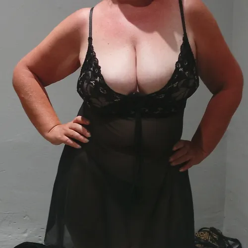 New to being a hotwife. Would you?