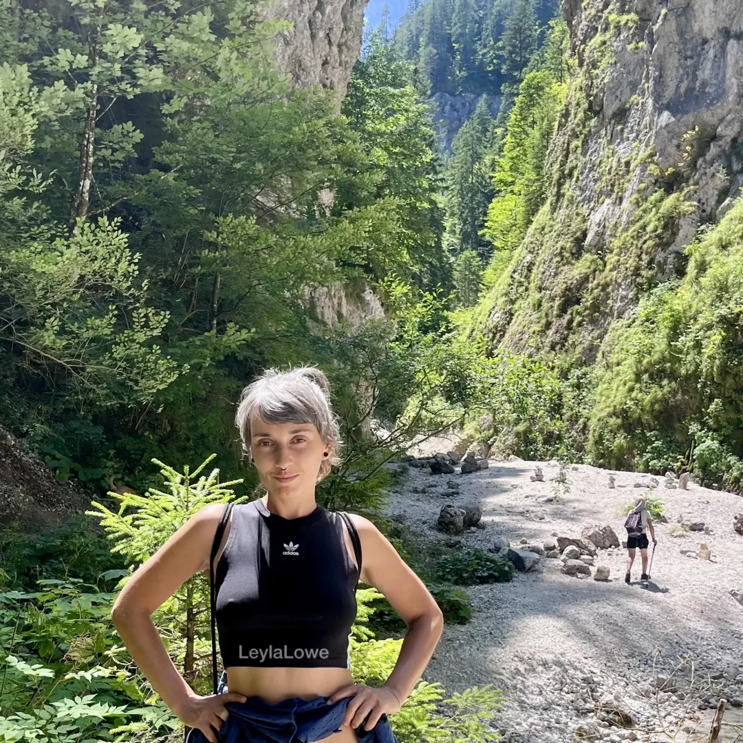 No bra even when hiking, my tits are too small anyway