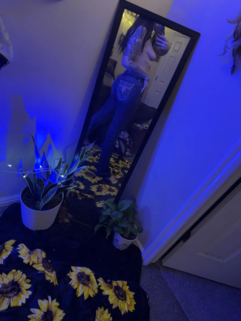 No shirt kinda outfit