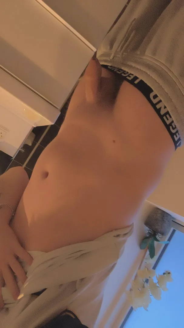 Nogen i slagelse der skal ha noget pik? Er en ung mand på 19