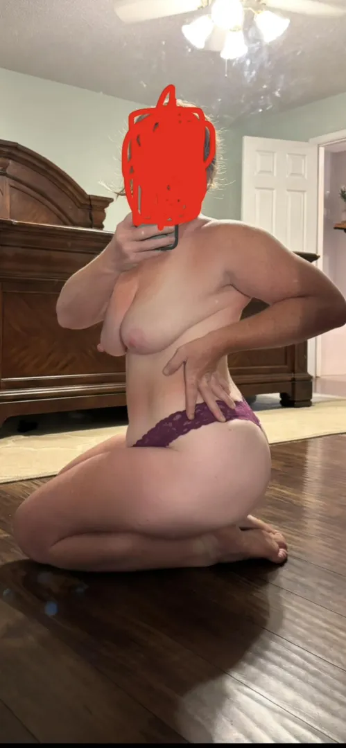 North ms, my sexy wife is wanting another woman to play with.