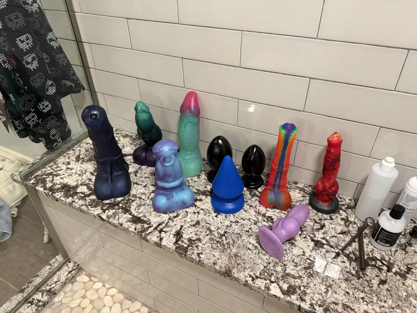 Not a bad lineup for a shower~