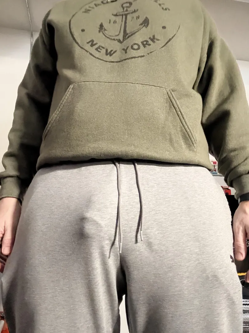 Not that inconspicuous (48)