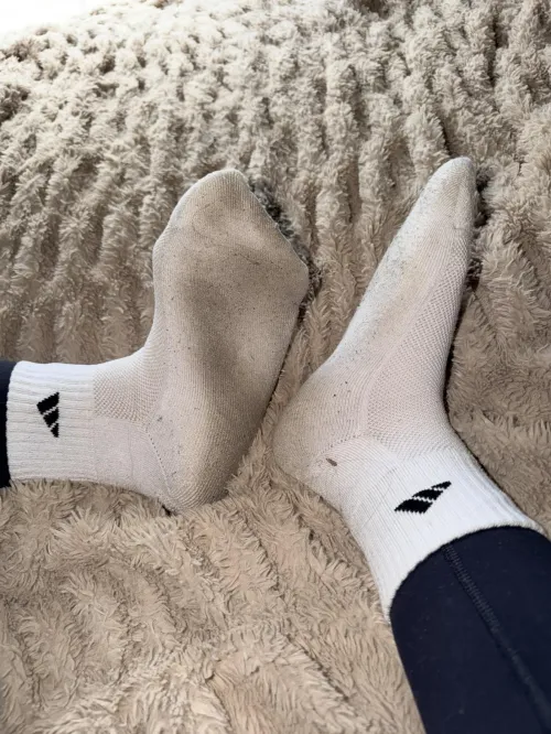 Nothing gets u going like a dirty white pair of socks, does it, sock boy? [F]