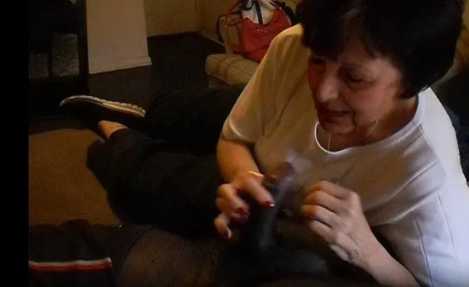 Nothing I like better than getting a BBC ready to fuck me in my ass