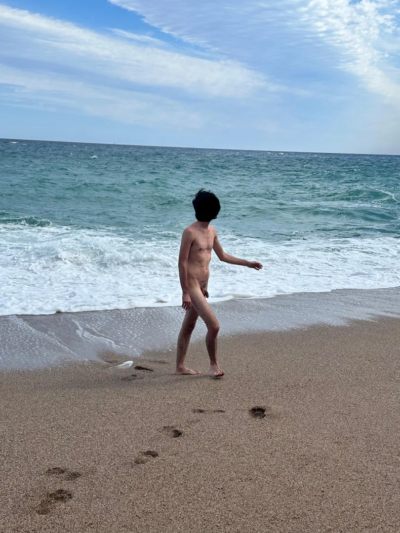 Nude beach are so freeing