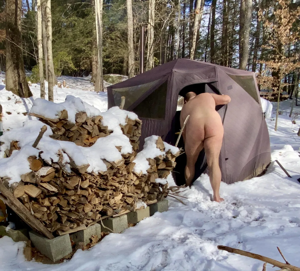 Nude year round. But some months are better than others.