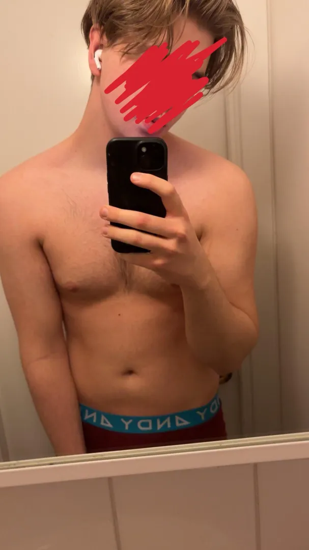 Någon kåt tjej som vill snacka?