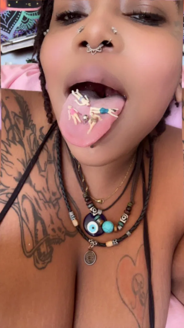 Oh my this is such a treat it feels like my birthday  {f}