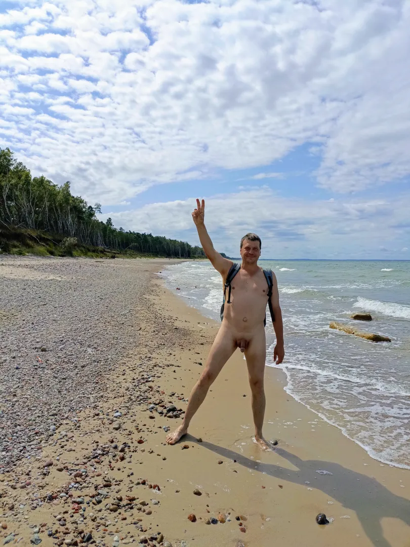 Ok can there be anything better? Yes—being nude in as many different places as possible 😁