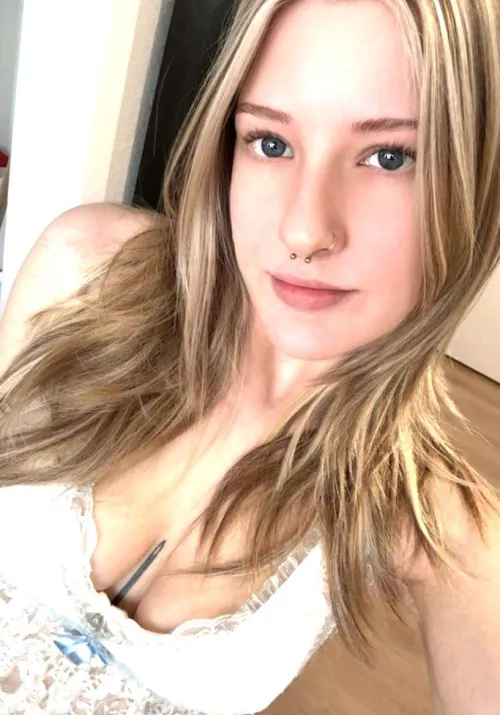 One look and I own your thoughts