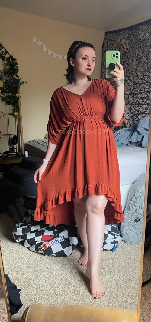 One of my favorite dresses.... someone invite me to a ren fair