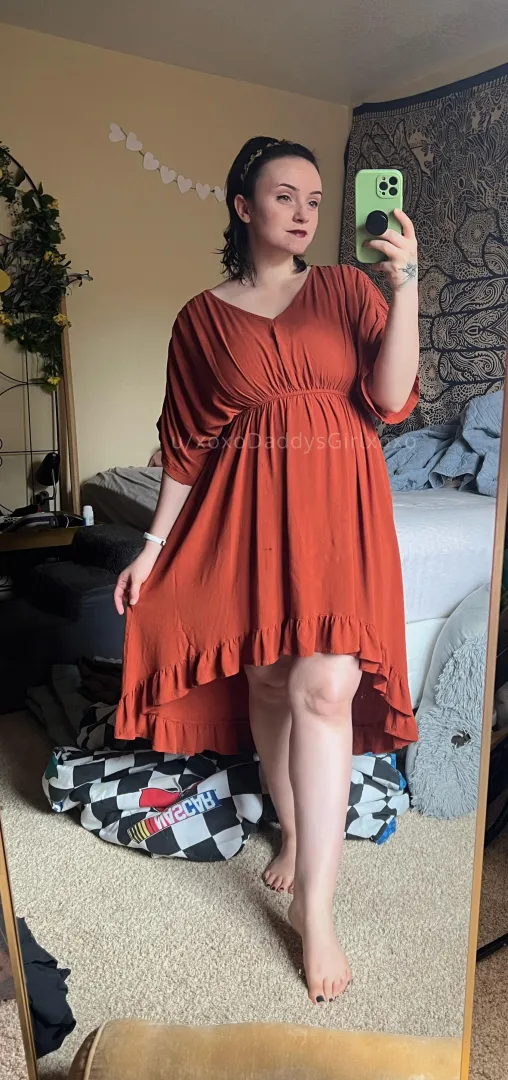 One of my favorite dresses.... someone invite me to a ren fair