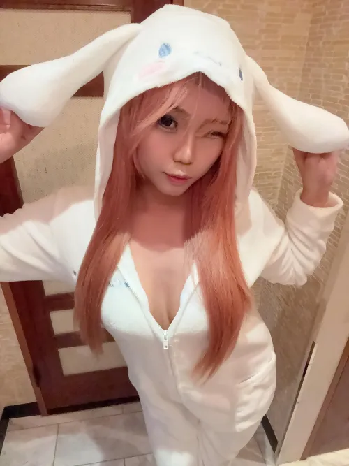 Onesies can look extra sexy too. Do you agree?