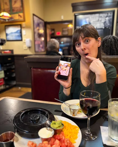 Oops, didn't mean to swipe to that pic 😏