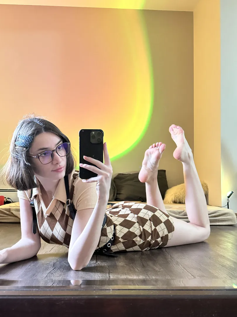 Oops, i hope i make you stop scrolling