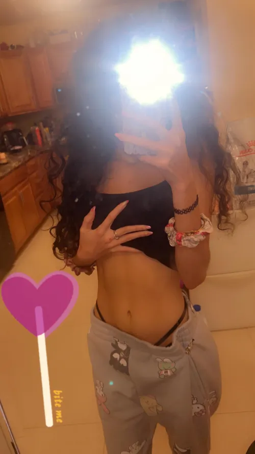 Over sized sweat pants riding low but can be lower.