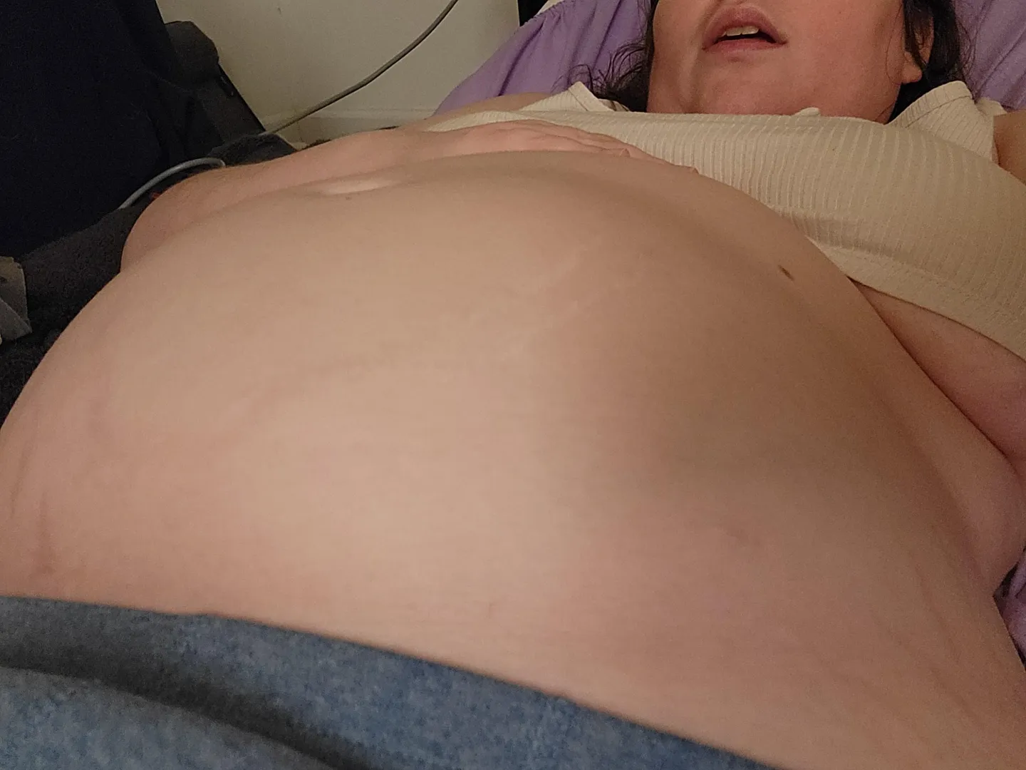 Overeating just before bed, I can't help it