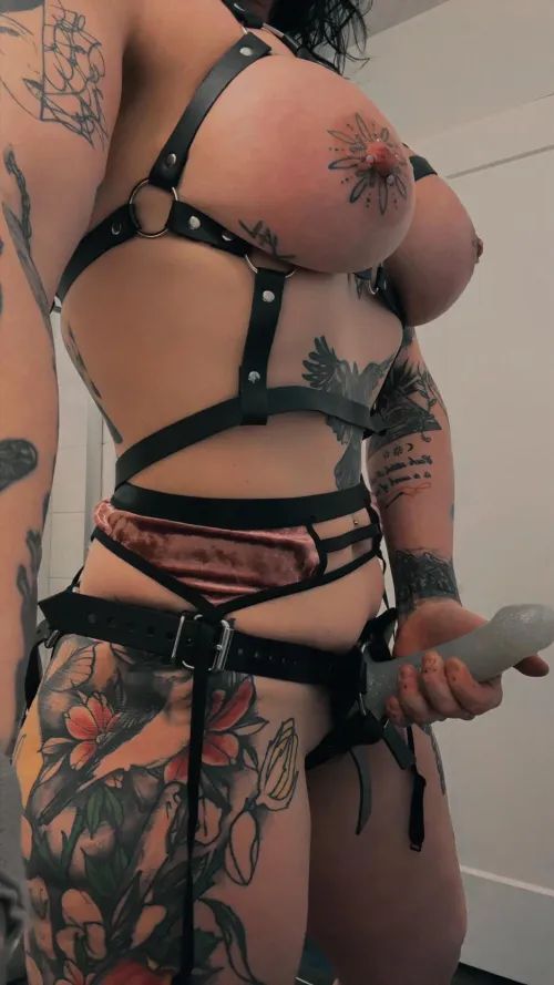 Packing for kinky play dates is always my favorite. I get to domme my favorite couple tomorrow with my husband… think this is the outfit?