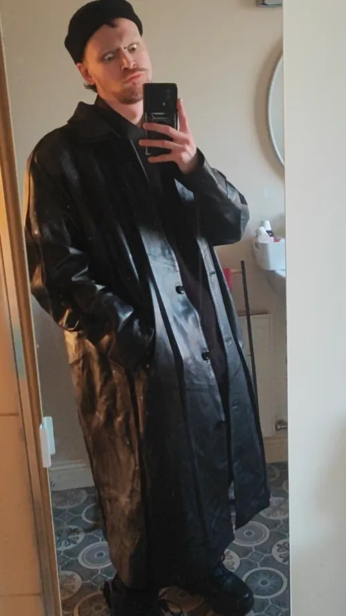 Peep the jacket hehehe 