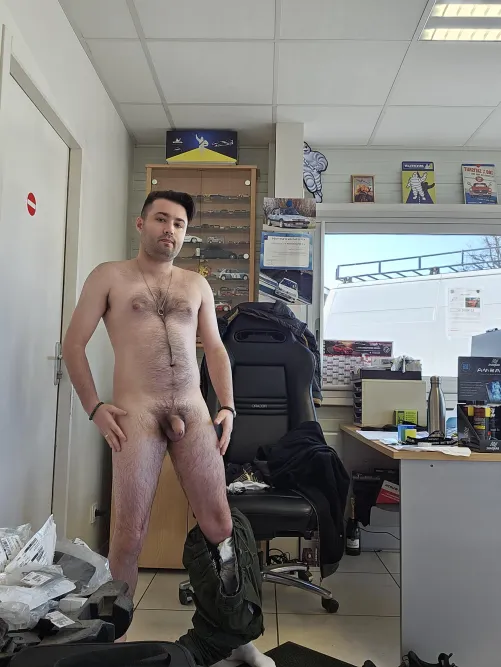 Petite exhib rapide au travail