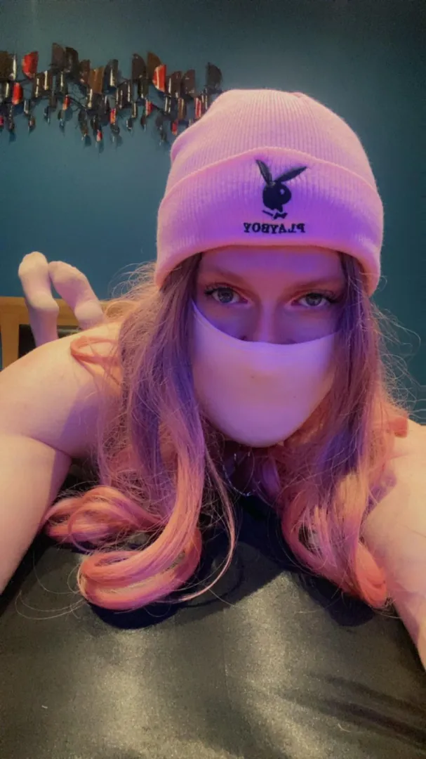 Pink makes me feel cute 