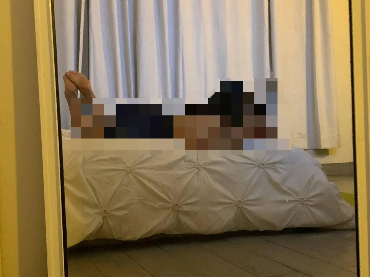 pixels are helping you not to get yourself on your knees right now for me