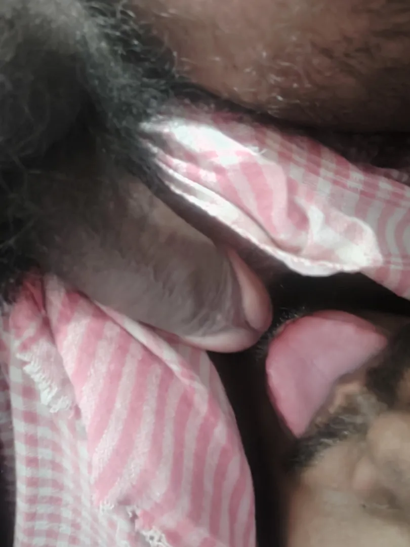 Post 1st time 😅 ignore my hairs, wish I could deepthrot myself till my balls, but I'm irregular on my flexible excercises 🥲